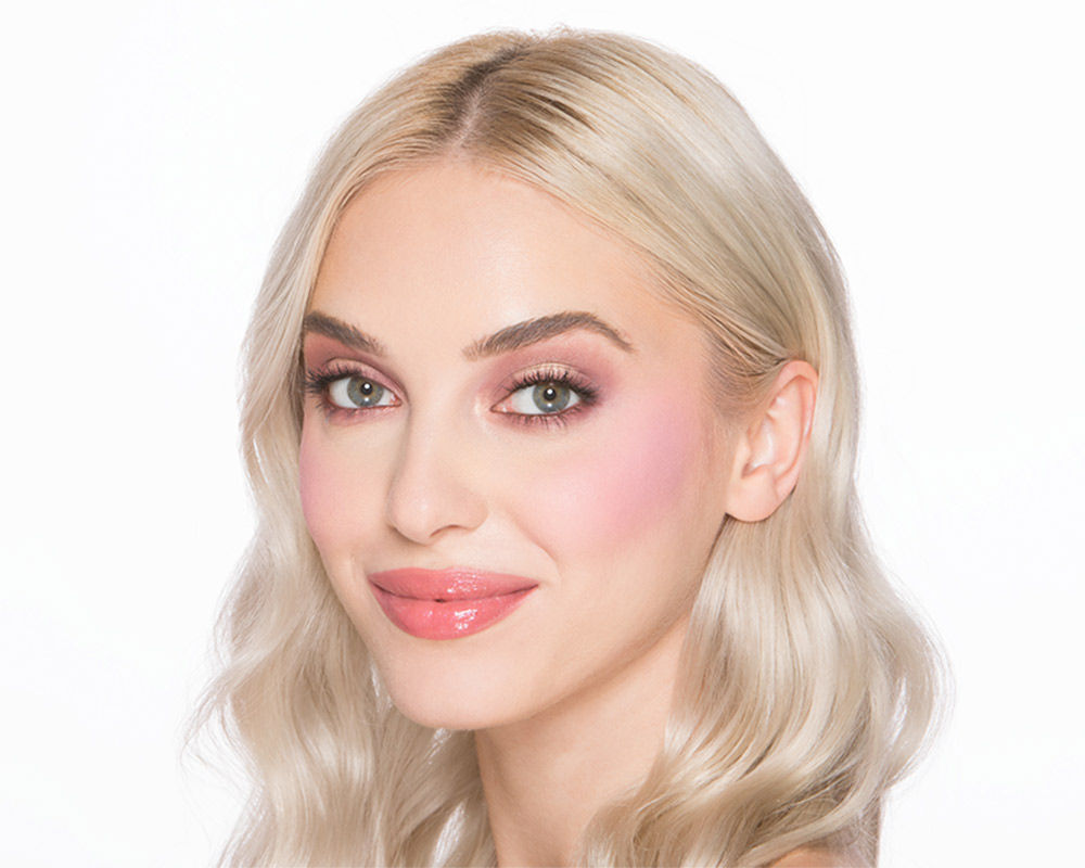 Too Faced Cloud Crush Blurring Blush - Candy Clouds, 5g
