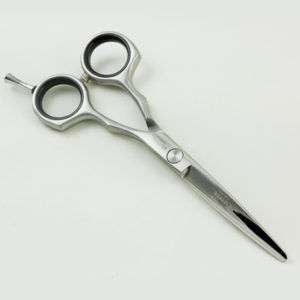 KRAFTPRO Sh 5.5Inch Hair Cutting Scissor Stainless Steel With Pouch Cleaning Oil Cloth/Screw, 1 piece Buy at Indicrest Image 2