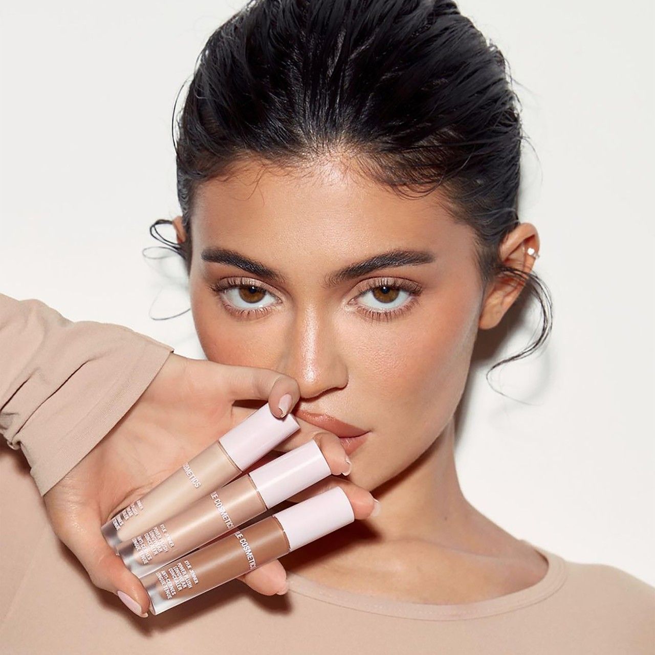 Kylie Cosmetics Power Plush Longwear Concealer - 5N, 5ml