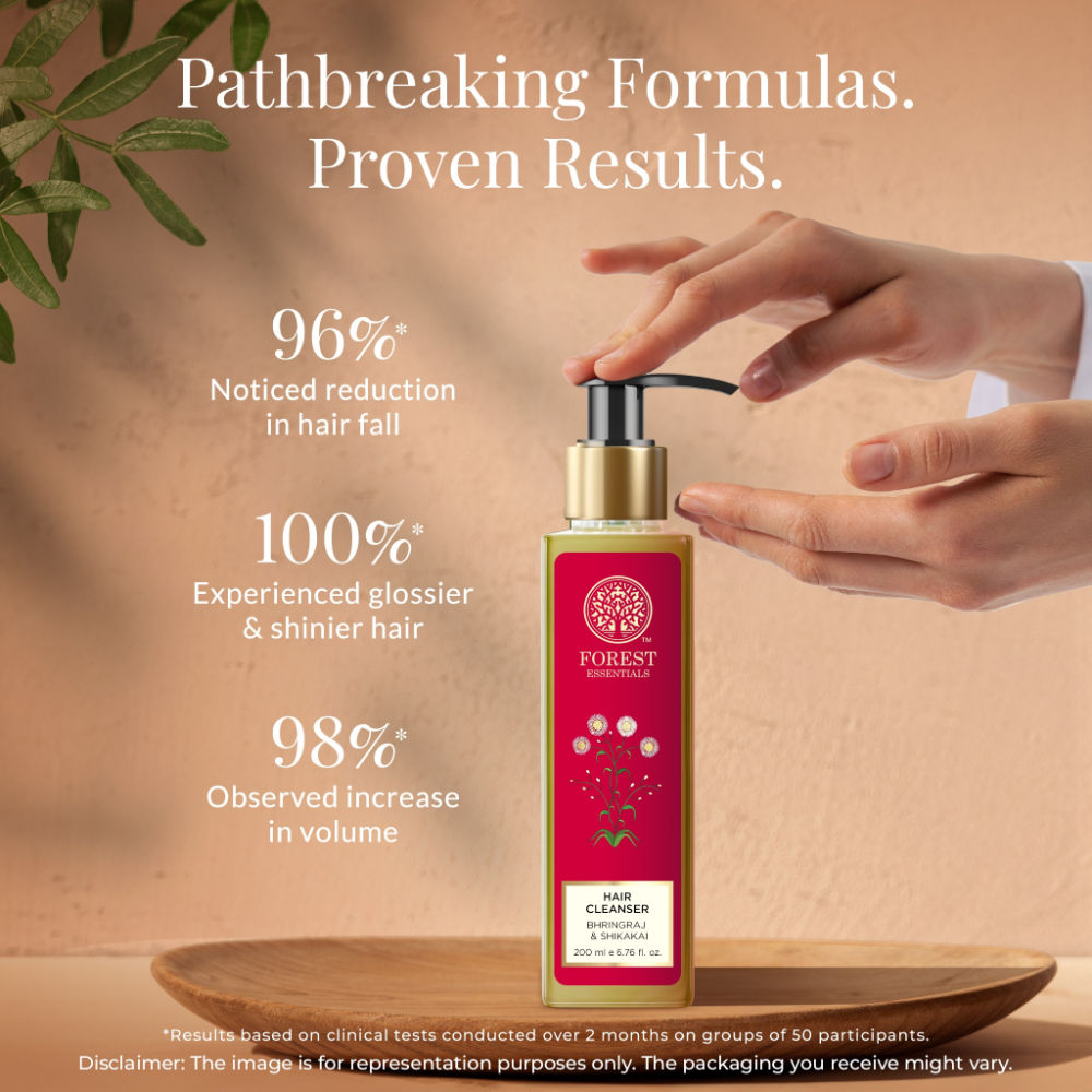 Forest Essentials Hair Cleanser Bhringraj & Shikakai - Ayurvedic Anti Dandruff Shampoo Sulphate Free, 200ml