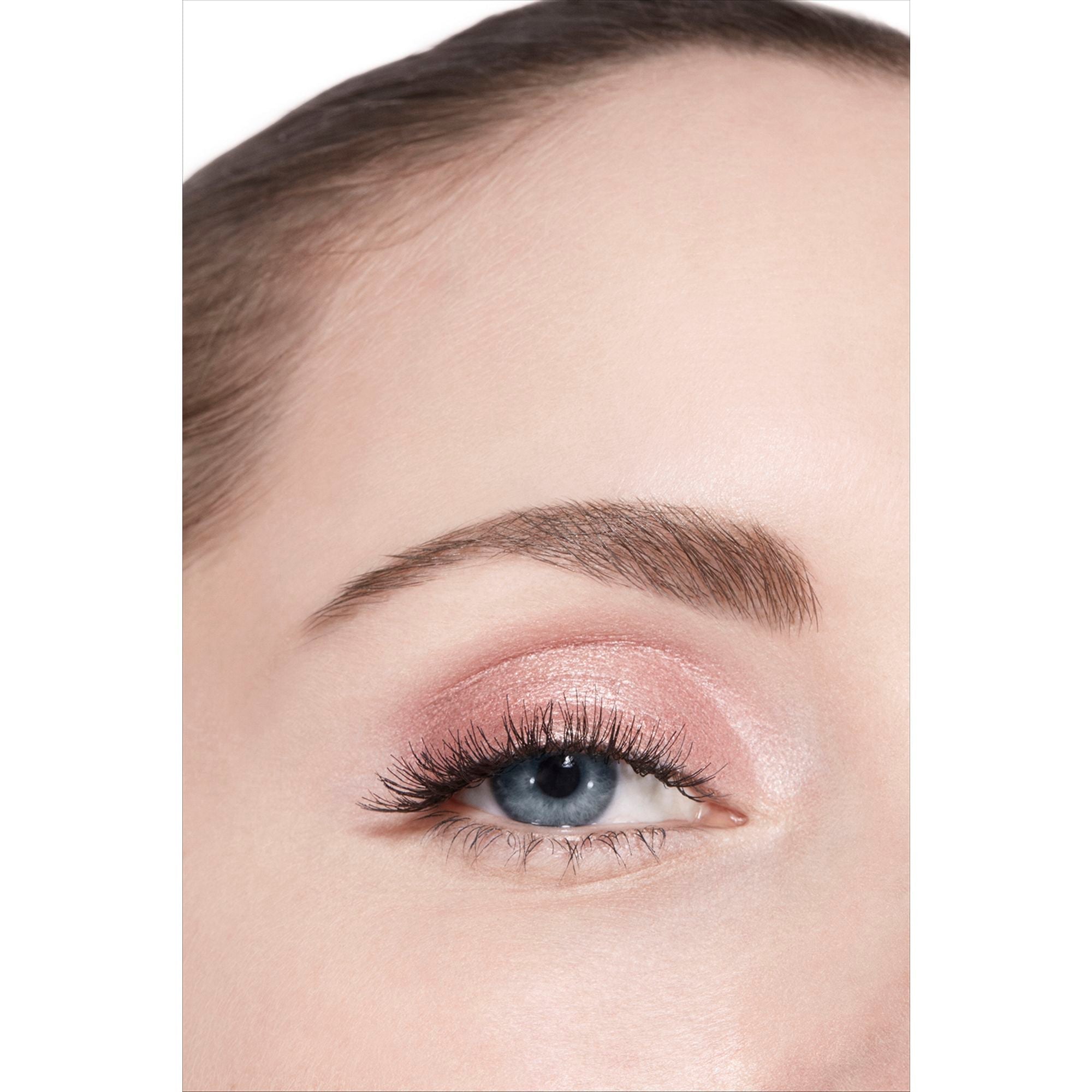 CHANEL OMBRE PREMIERE LAQUE LONGWEAR LIQUID EYESHADOW - QUARTZ ROSE, 6ml