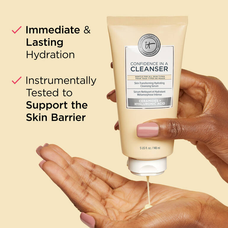 IT COSMETICS Confidence In A Cleanser, 148ml