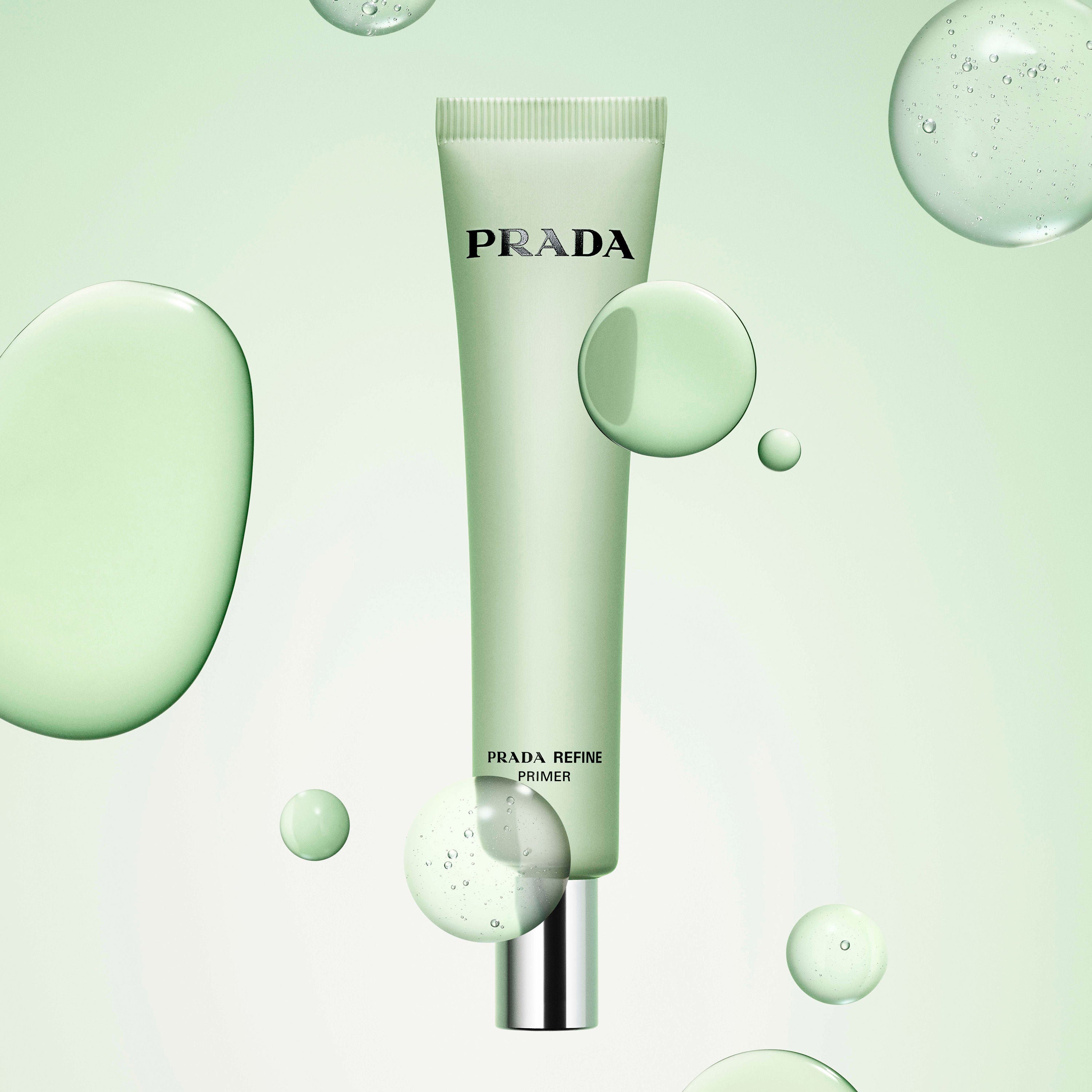 Prada Refine Blurring Extending Primer - Pore-blurring Primer with a Soft Matte Finish, 30ml