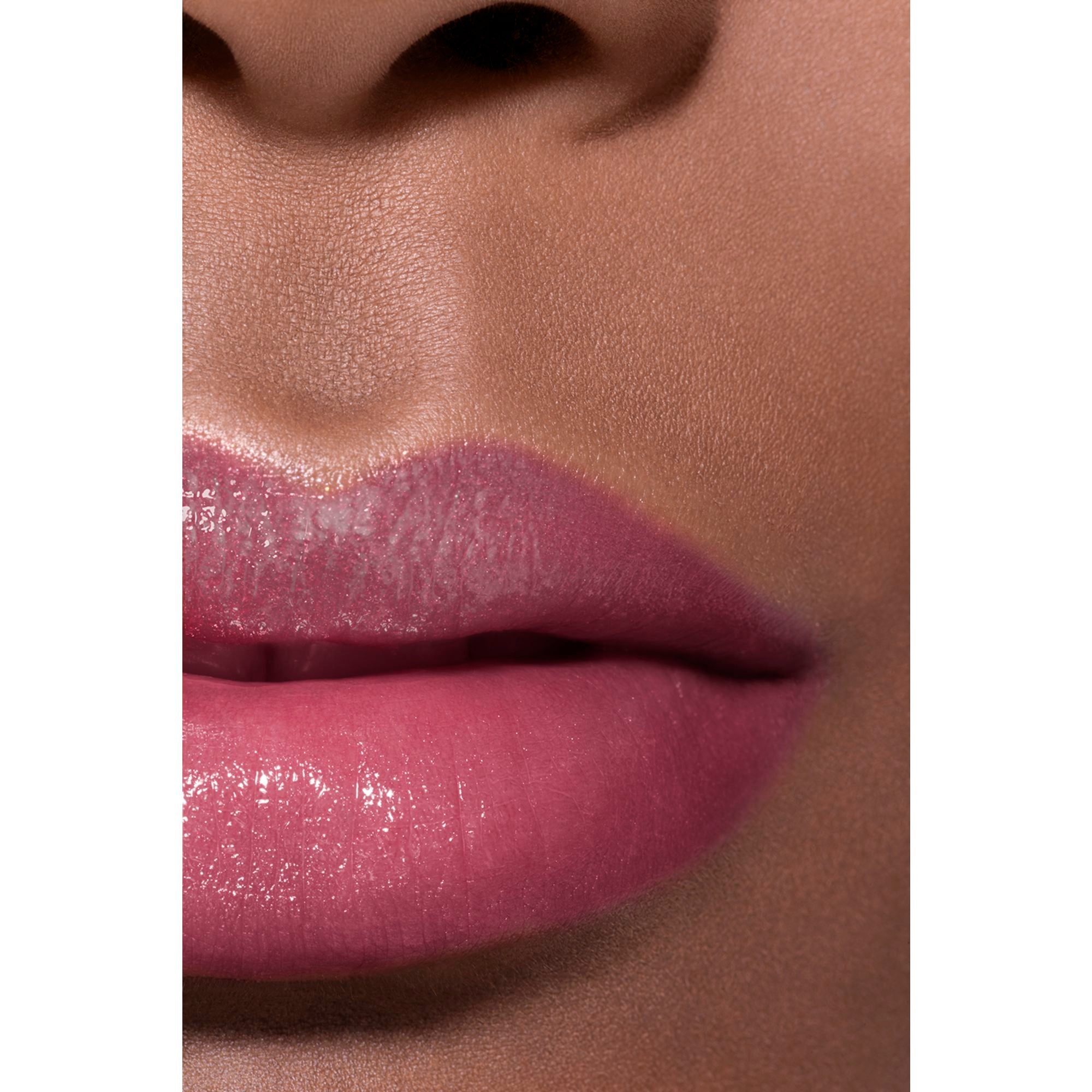 CHANEL ROUGE COCO BAUME - SATIN HYDRATING BEAUTIFYING TINTED LIP BALM - RASPBERRY KISS, 3g