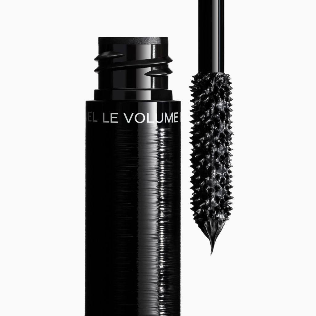 CHANEL LE VOLUME REVOLUTION DE CHANEL EXTREME VOLUME MASCARA 3D-PRINTED BRUSH, 6g
