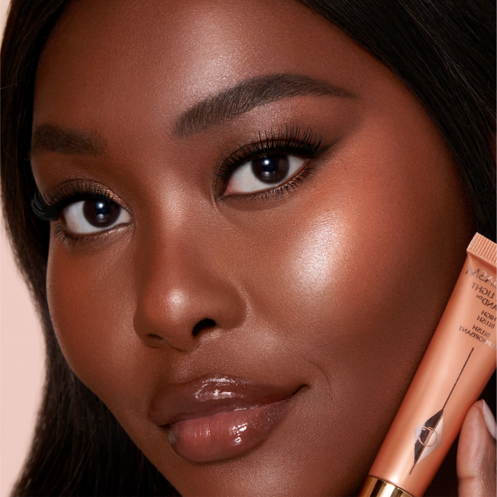 Charlotte Tilbury Pillow Talk Beauty Light Wand - Light/medium, 12ml