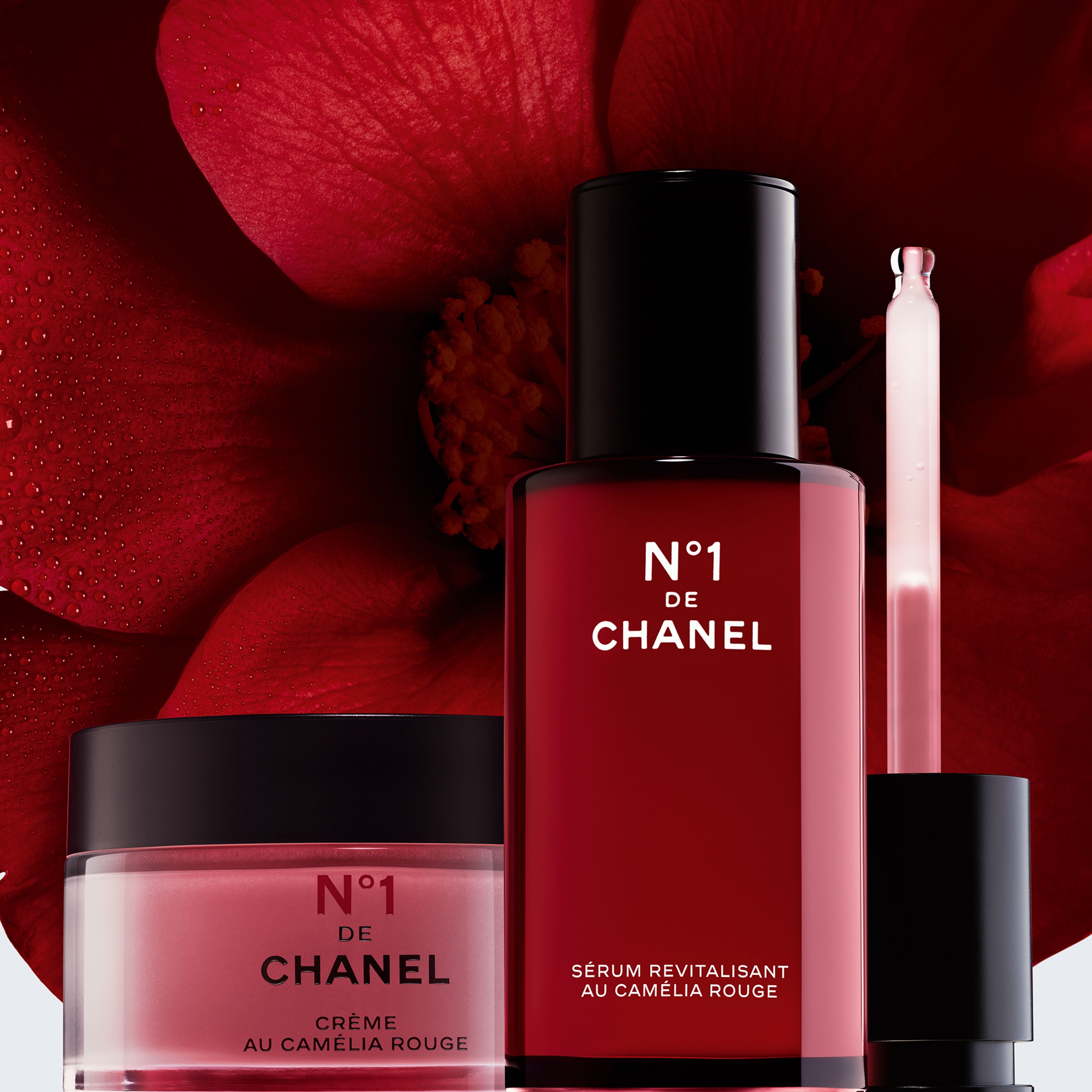 CHANEL N°1 DE CHANEL REVITALIZING SERUM SMOOTHS AND PROVIDES RADIANCE, FOR YOUNGER-LOOKING SKIN, 100ml