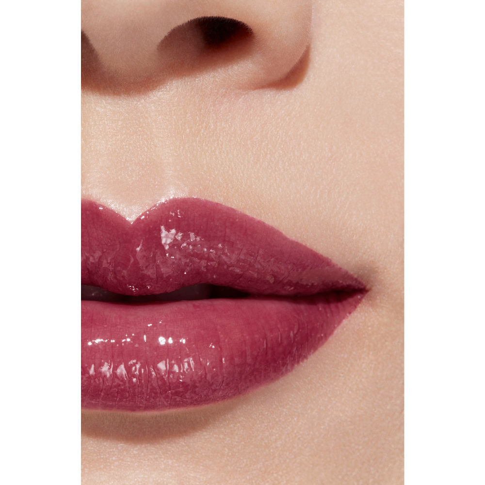 CHANEL ROUGE COCO FLASH COLOUR, SHINE, INTENSITY IN A FLASH LIPSTICK - Fruity, 3g