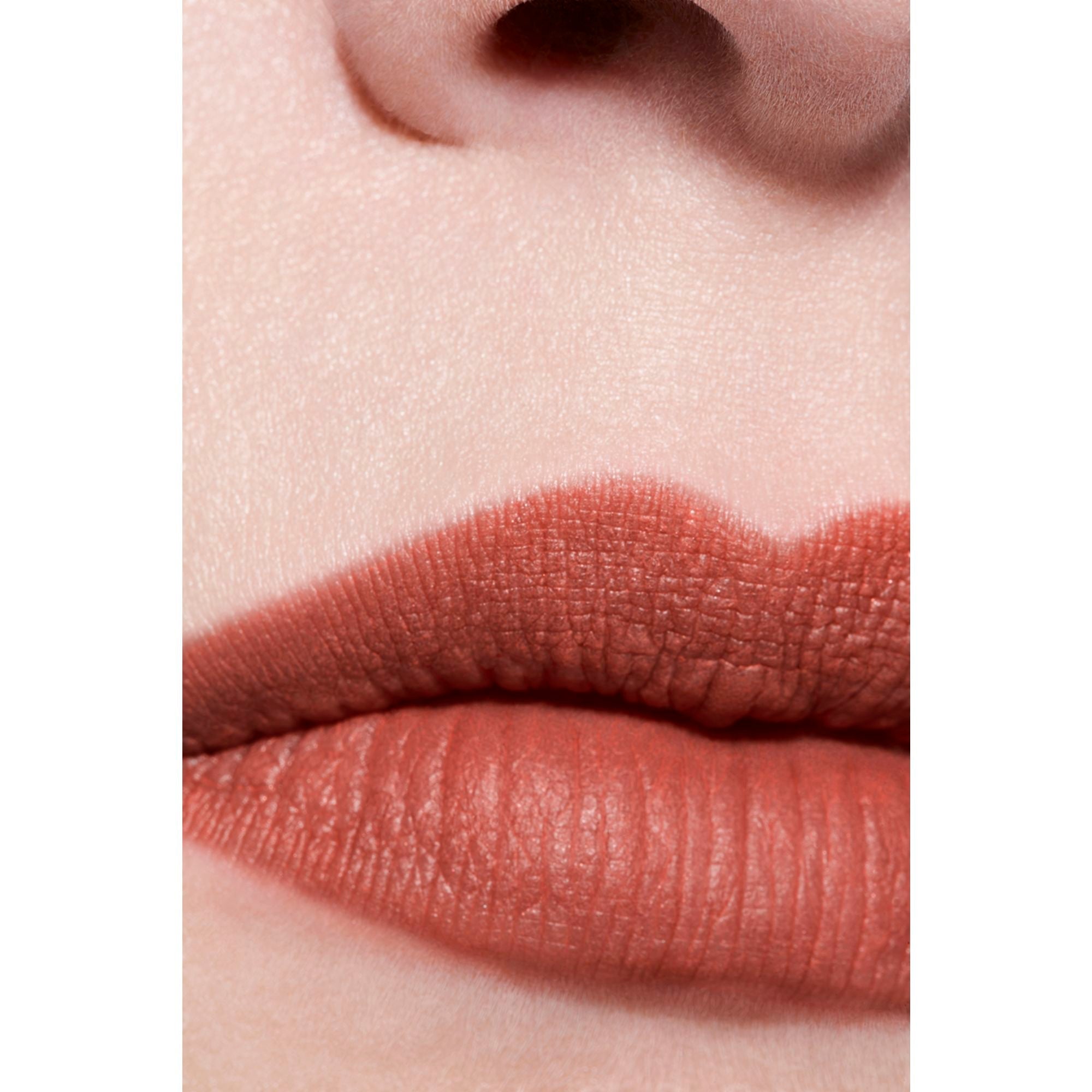 CHANEL ROUGE ALLURE VELVET LUMINOUS MATTE LIP COLOUR - INIMITABLE, 3.5g